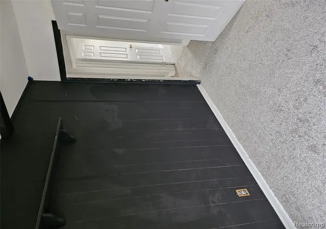 5th image of 11627 Grayton St, Detroit, MI 48224 | MLS# 60951467