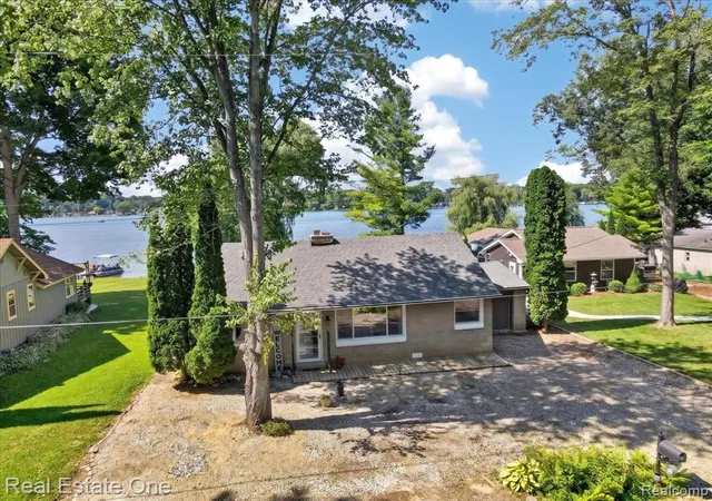 Homes for sale in Attica, MI | 705 Sunset Dr, Attica, MI 48412 | MLS# 61008621