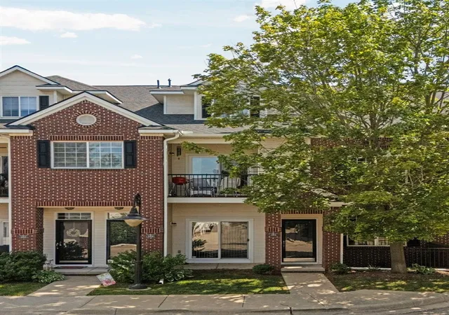 Photo 1 of Condo for sale at 273 Scio Village Ct #131, Ann Arbor, MI 48103 | MLS# 70548156 | Listing updated on 2026-09-04