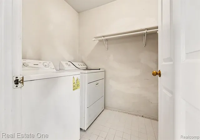 Homes for sale in Trenton, MI | 23312 Bunte Ct #45, Trenton, MI 48183 | MLS# 61009727