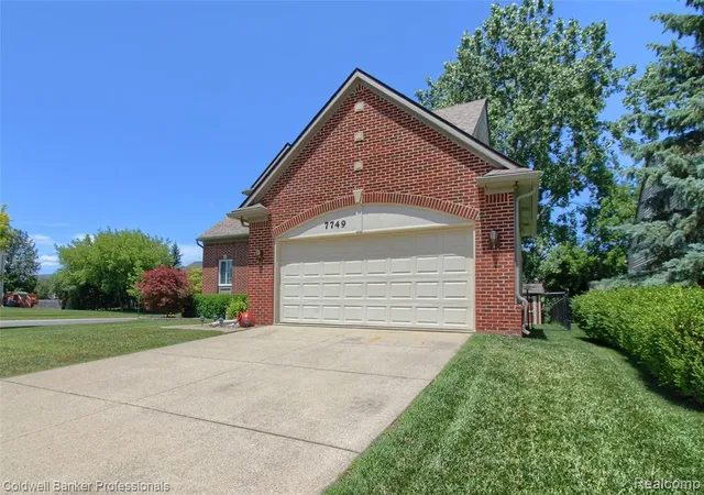 Homes for sale in Ypsilanti, MI | 7749 Dover Dr, Ypsilanti, MI 48197 | MLS# 61006605