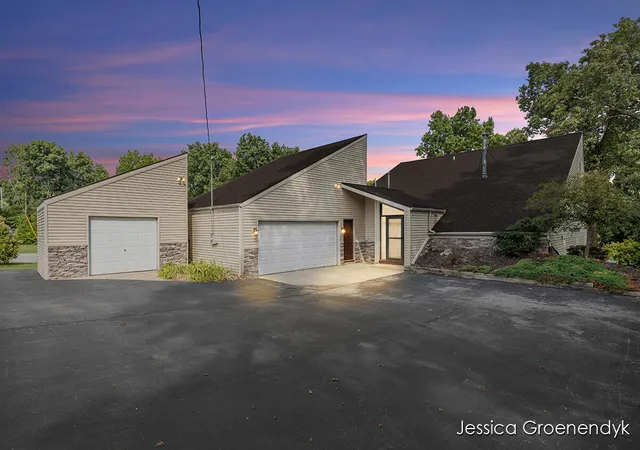 2nd image of 190 N Patterson Rd, Wayland, MI 49348 | MLS# 70525445
