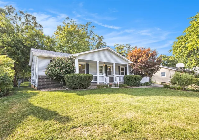 Photo 1 of Sale Pending at 5117 Primrose Ave, Grand Rapids, MI 49548 | MLS# 70493460 | Listing updated on 2025-09-17