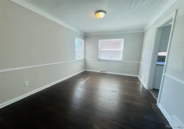 Photo 3 of Sale Pending at 19483 Birwood St, Detroit, MI 48221 1435 | MLS# 61024774 | Listing updated on 2026-09-11