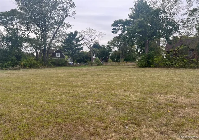 2nd image of 10372 W Chicago, Detroit, MI 48204 | MLS# 60956775
