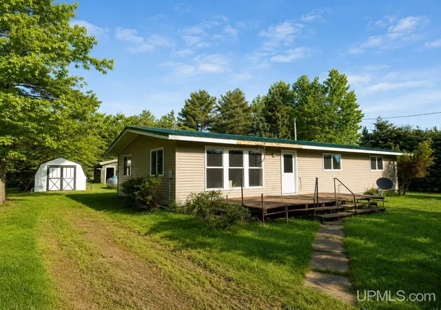 Homes for sale in Trout Creek, MI | 106 Hemlock St, Trout Creek, MI 49967 | MLS# 50210784