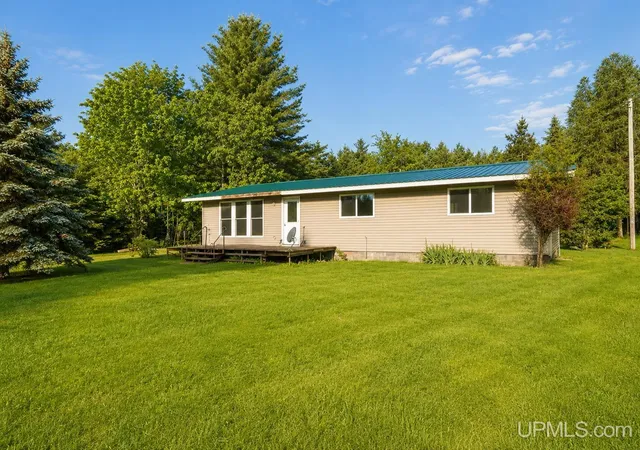 Homes for sale in Trout Creek, MI | 106 Hemlock St, Trout Creek, MI 49967 | MLS# 50210784