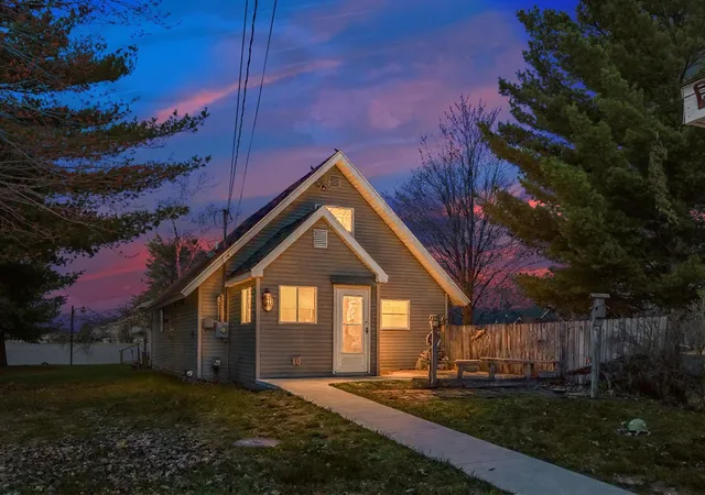 Photo 2 of Sale Pending at 7049 W White Birch Ave, Lake City, MI 49651 | MLS# 80067379 | Listing updated on 2026-09-02