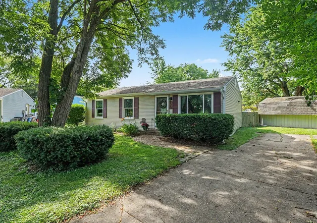 Photo 2 of Single family home for sale at 2136 Champagne Dr, Ann Arbor, MI 48108 | MLS# 70545386 | Listing updated on 2026-08-30