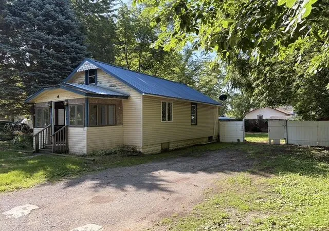 Homes for sale in Jackson, MI | 509 Cass Ave, Jackson, MI 49203 | MLS# 70543843