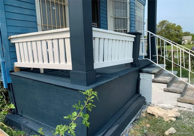 5th image of 1679 Lemay St, Detroit, MI 48214 | MLS# 40257291