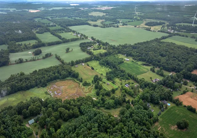 4th image of 6710 Moreland Rd, Jonesville, MI 49250 | MLS# 70545154