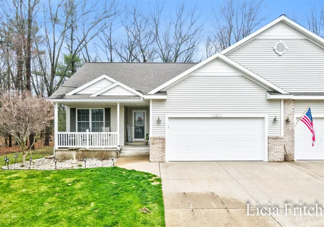 1st image of 1527 W Addison Wy, Muskegon, MI 49445 | MLS# 70525043