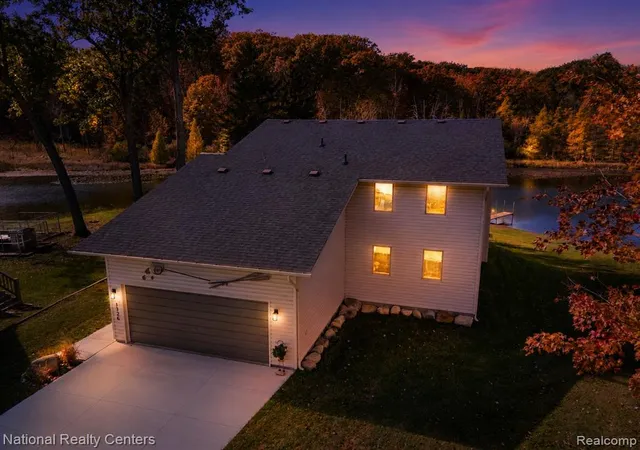 Homes for sale in Metamora, MI | 1326 Circle Dr, Metamora, MI 48455 | MLS# 60970171