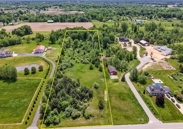 Homes for sale in Allendale, MI | 7764 Fillmore St, Allendale, MI 49401 | MLS# 70536791