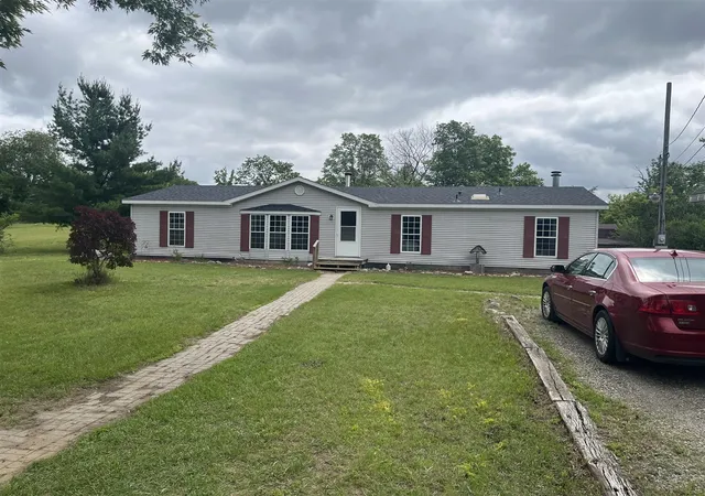 Homes for sale in Stanton, MI | 1172 N Greenville Rd, Stanton, MI 48888 | MLS# 70541948