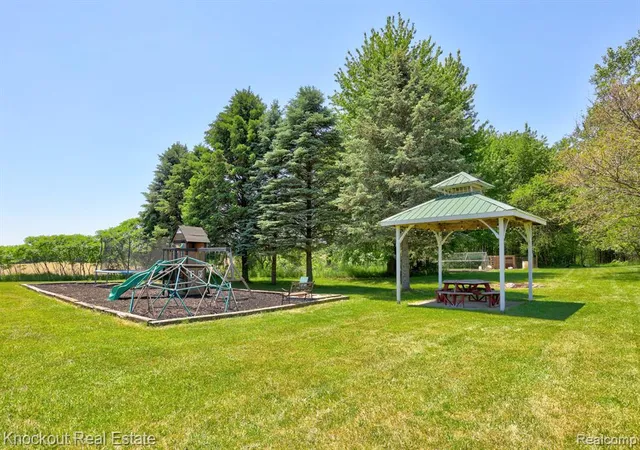 Homes for sale in Mayville, MI | 7616 Fostoria Rd, Mayville, MI 48744 | MLS# 60999390