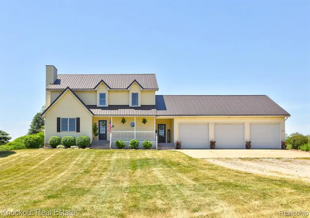 Homes for sale in Mayville, MI | 7616 Fostoria Rd, Mayville, MI 48744 | MLS# 60999390