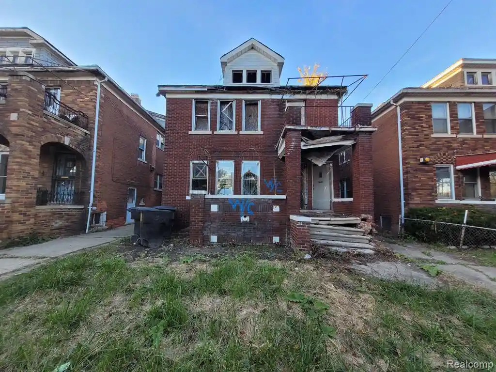 Listing Photo 1 - Condo for sale in 4824 Cortland St located at 4824 Cortland St, Detroit, MI 48204 - Unit 4824 Cortland St