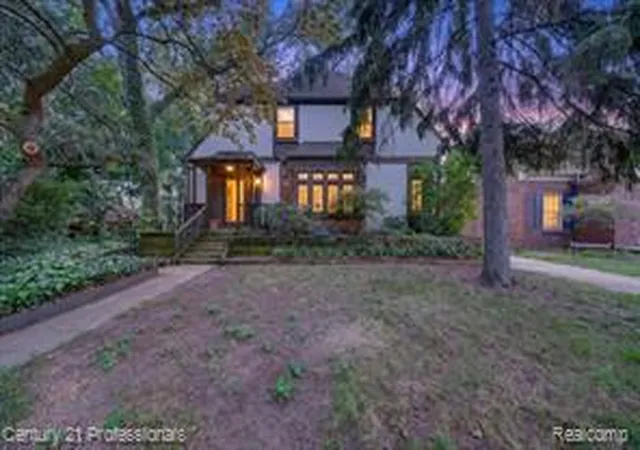 Homes for sale in Dearborn, MI | 2019 N Highland St, Dearborn, MI 48128 | MLS# 61008267