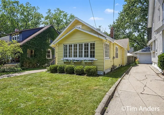 Photo 2 of Sale Pending at 61 Mayfield Ave, Grand Rapids, MI 49503 | MLS# 70544063 | Listing updated on 2026-08-24