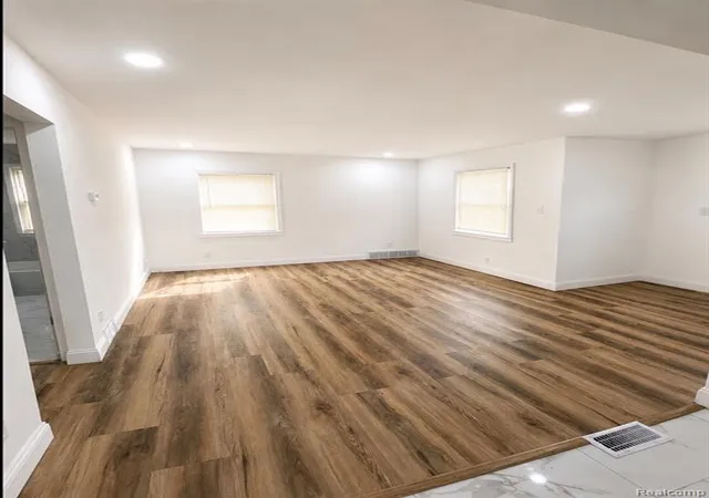 3rd image of 12740 August St, Detroit, MI 48205 3933 | MLS# 61008141