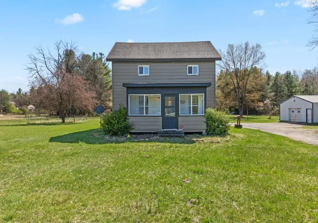 Homes for sale in Howard City, MI | 20305 W Howard City Edmore, Howard City, MI 49329 | MLS# 50145487
