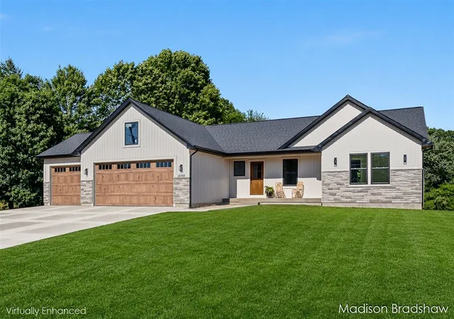 Homes for sale in Coopersville, MI | 13792 84th Ave, Coopersville, MI 49404 | MLS# 70541191
