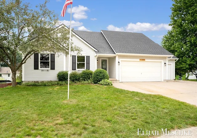 Homes for sale in Rockford, MI | 1385 Shaw Ct, Rockford, MI 49341 | MLS# 70544282