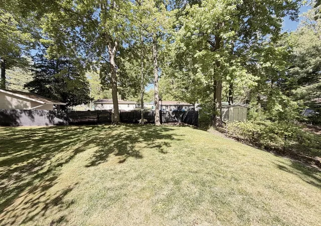 Homes for sale in Harrison, MI | 4803 Highland Ct, Harrison, MI 48625 | MLS# 50209564