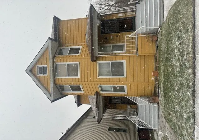 Photo 1 of Sale Pending at 4013 Baldwin St, Detroit, MI 48214 | MLS# 60981592 | Listing updated on 2026-07-07