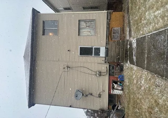 Photo 2 of Sale Pending at 4013 Baldwin St, Detroit, MI 48214 | MLS# 60981592 | Listing updated on 2026-07-07