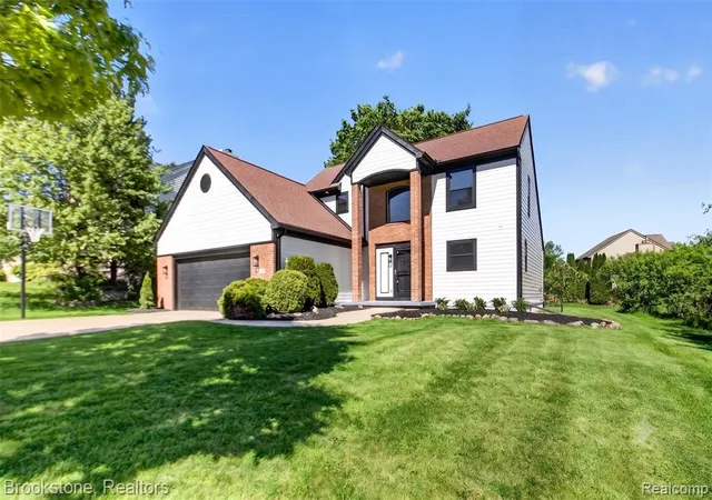 2nd image of 3901 Highlander Wy, Ann Arbor, MI 48108 | MLS# 61021907