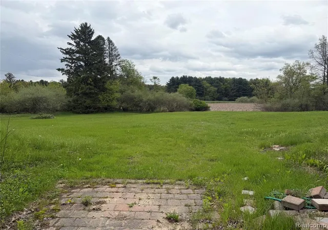 Homes for sale in Pinckney, MI | 8079 Farley Rd, Pinckney, MI 48169 | MLS# 60989363