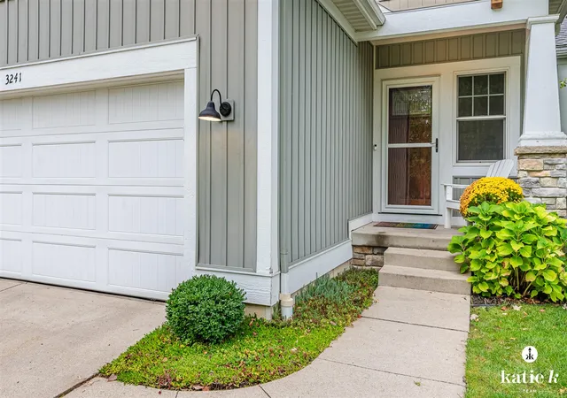 Photo 3 of Sale Pending at 3241 Stormy Creek Dr #1, Grand Rapids, MI 49512 | MLS# 70498394 | Listing updated on 2025-11-05