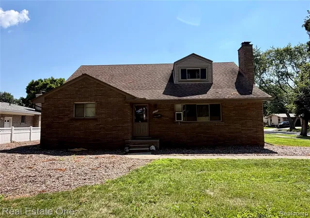 Homes for sale in Dearborn Heights, MI | 1712 N Evangeline St, Dearborn Heights, MI 48127 | MLS# 61010977