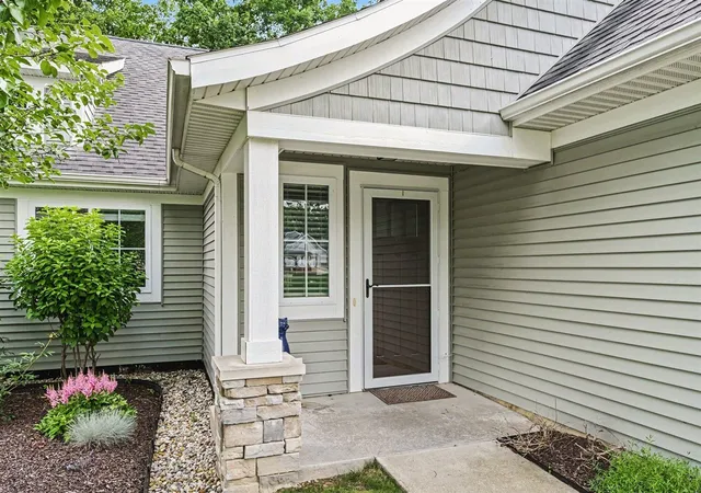 Photo 3 of Condo for sale at 3362 Stormy Crk Dr #28, Grand Rapids, MI 49512 | MLS# 70543535 | Listing updated on 2026-07-09