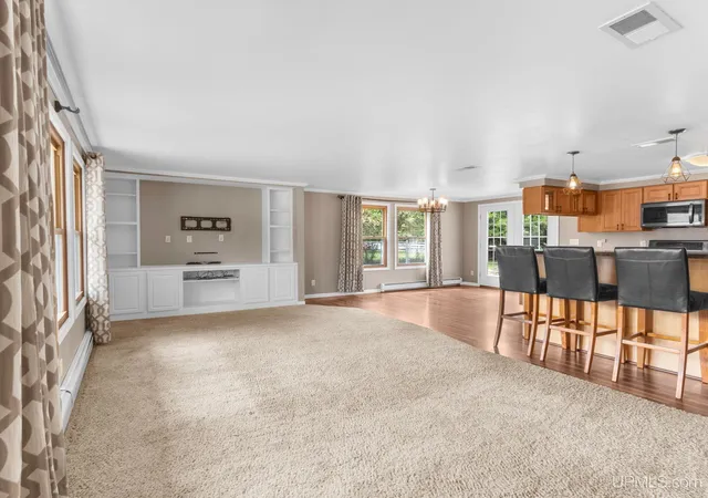 3rd image of 1900 30Th Ave, Menominee, MI 49858 | MLS# 50219440