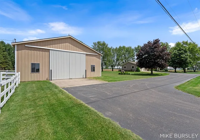 Homes for sale in Zeeland, MI | 4334 96th, Zeeland, MI 49464 | MLS# 70534704