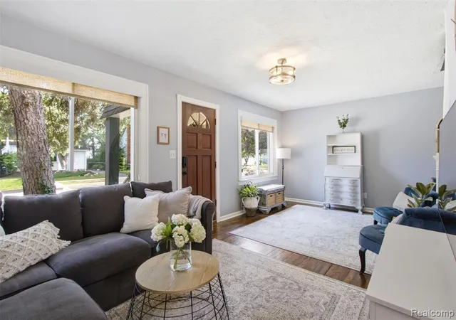 Photo 4 of Sale Pending at 1383 Princeton, Berkley, MI 48072 | MLS# 61022903 | Listing updated on 2026-09-04