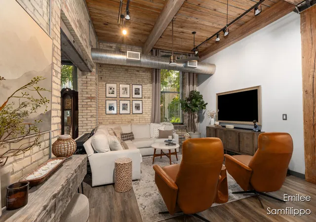 Homes for sale in Grand Rapids, MI | 940 Monroe Ave #101, Grand Rapids, MI 49503 | MLS# 70493731