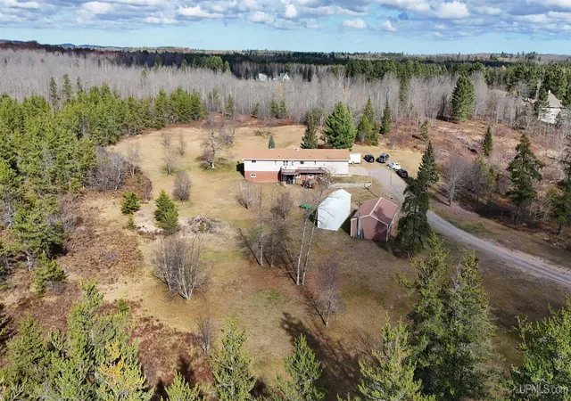 Photo 3 of Single family home for sale at 200 Station Rd, Gwinn, MI 49841 | MLS# 50207936 | Listing updated on 2026-07-31