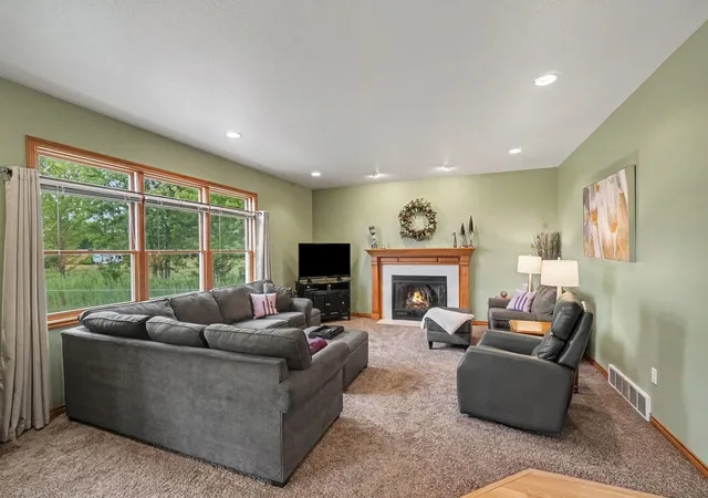 Photo 3 of Single family home for sale at 1372 Jaybe Ct, Essexville, MI 48732 | MLS# 50220185 | Listing updated on 2026-09-24