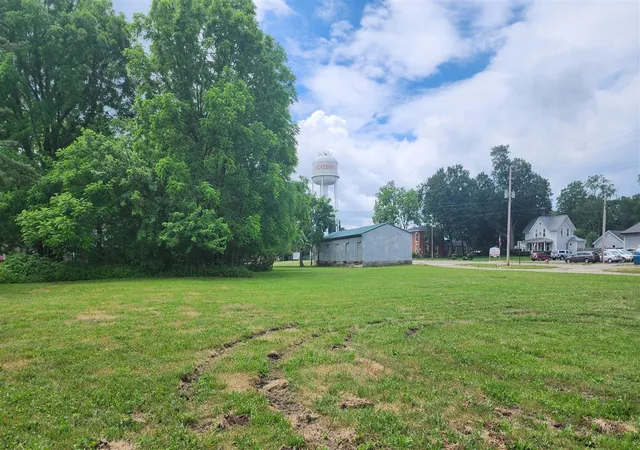 5th image of 320 E Vine St, Vicksburg, MI 49097 | MLS# 70537789