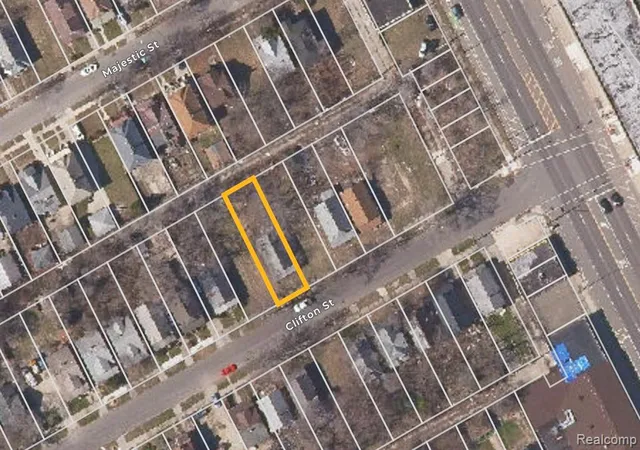 2nd image of 6360 Clifton St, Detroit, MI 48210 | MLS# 60935459