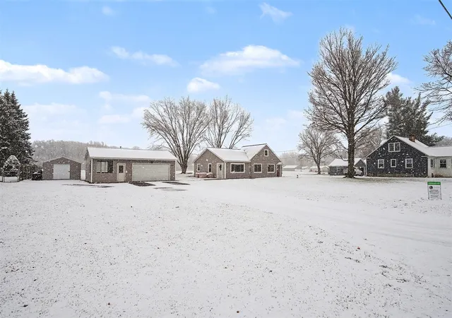 Homes for sale in Marne, MI | 14634 Washington St, Marne, MI 49435 | MLS# 70510916