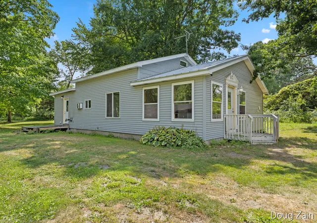 1st image of 10680 Ne 15 Mile Rd, Cedar Springs, MI 49319 | MLS# 70549247
