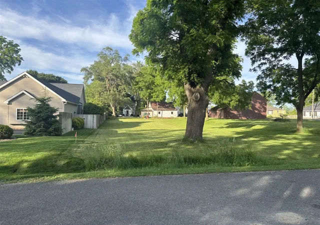 Homes for sale in Caledonia, MI | 6880 Dutton Ave, Caledonia, MI 49316 | MLS# 70538163