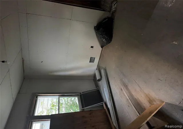 Photo 4 of Single family home for sale at 17363 Marx St, Highland Park, MI 48203 | MLS# 61022239 | Listing updated on 2026-08-29