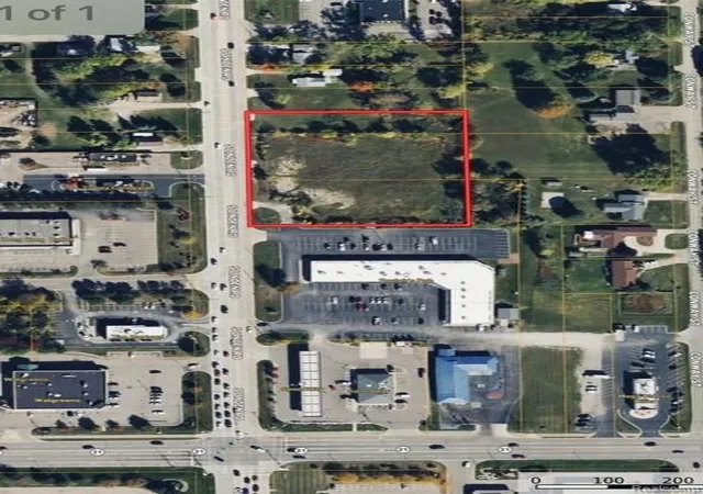 2nd image of 1455 Linden Rd, Flint, MI 48532 | MLS# 60985614